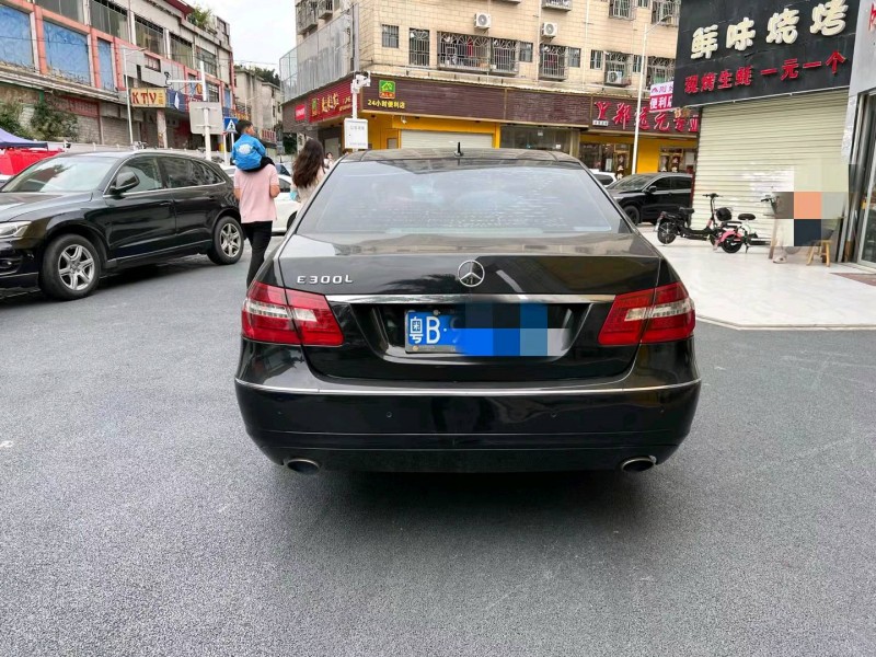 广州11年奔驰E9
