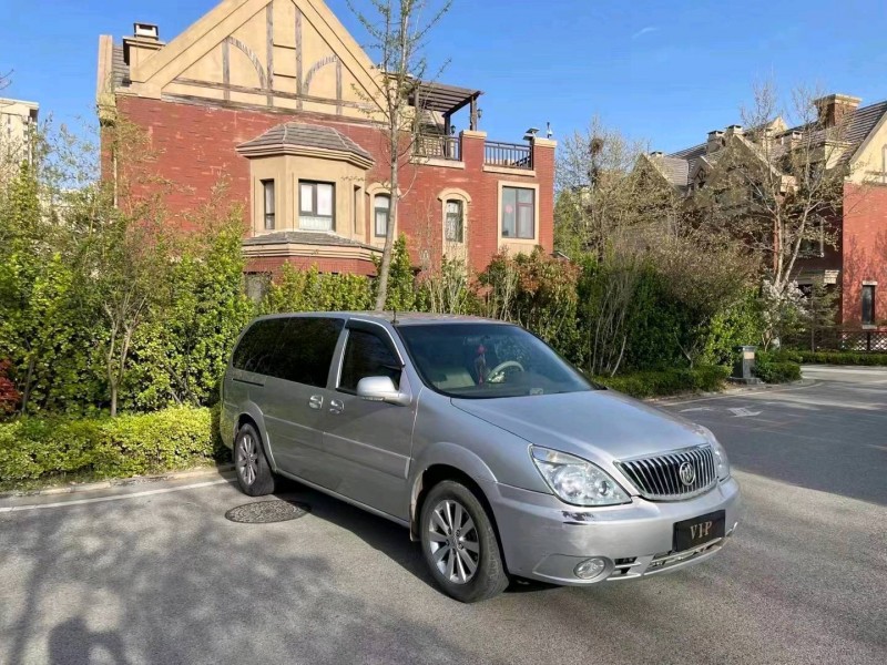 淄博11年别克GL82