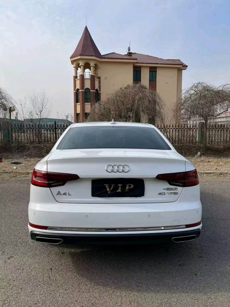 沈阳19年奥迪A4L9