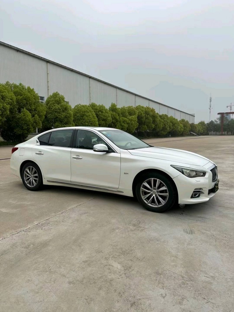 宿迁15年英菲尼迪Q50L3