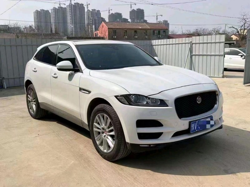 青岛16年捷豹F-PACE2
