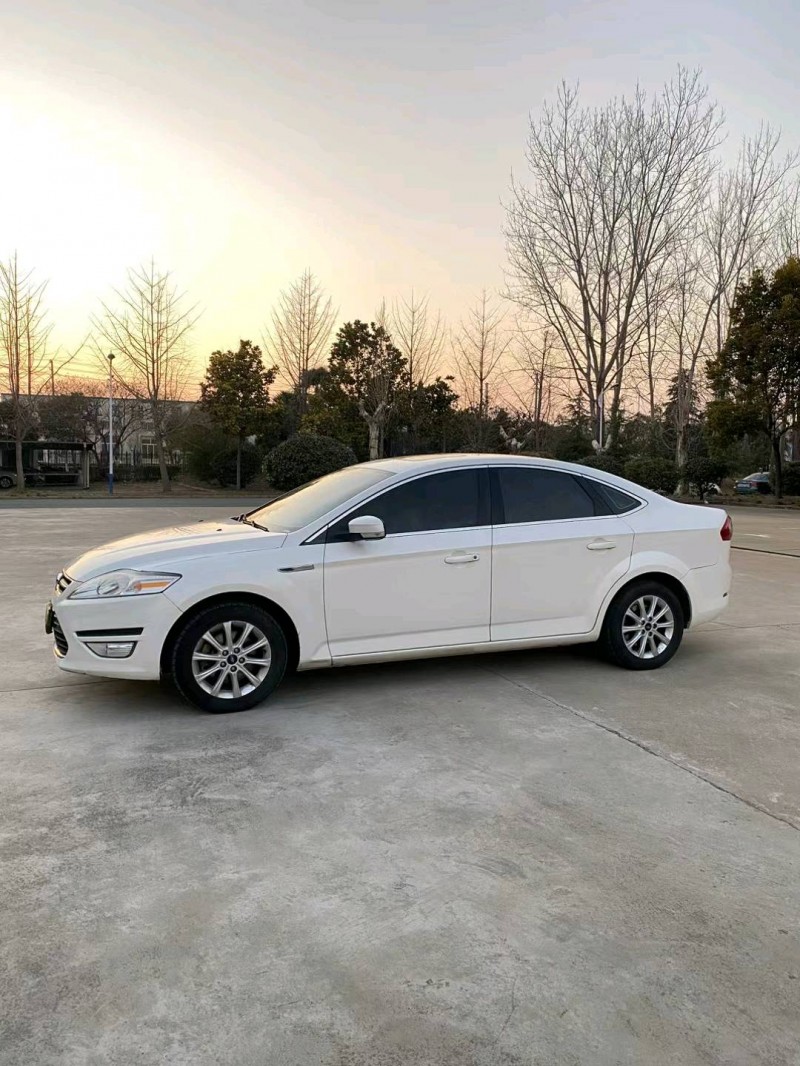 宿迁16年福特蒙迪欧-致胜3