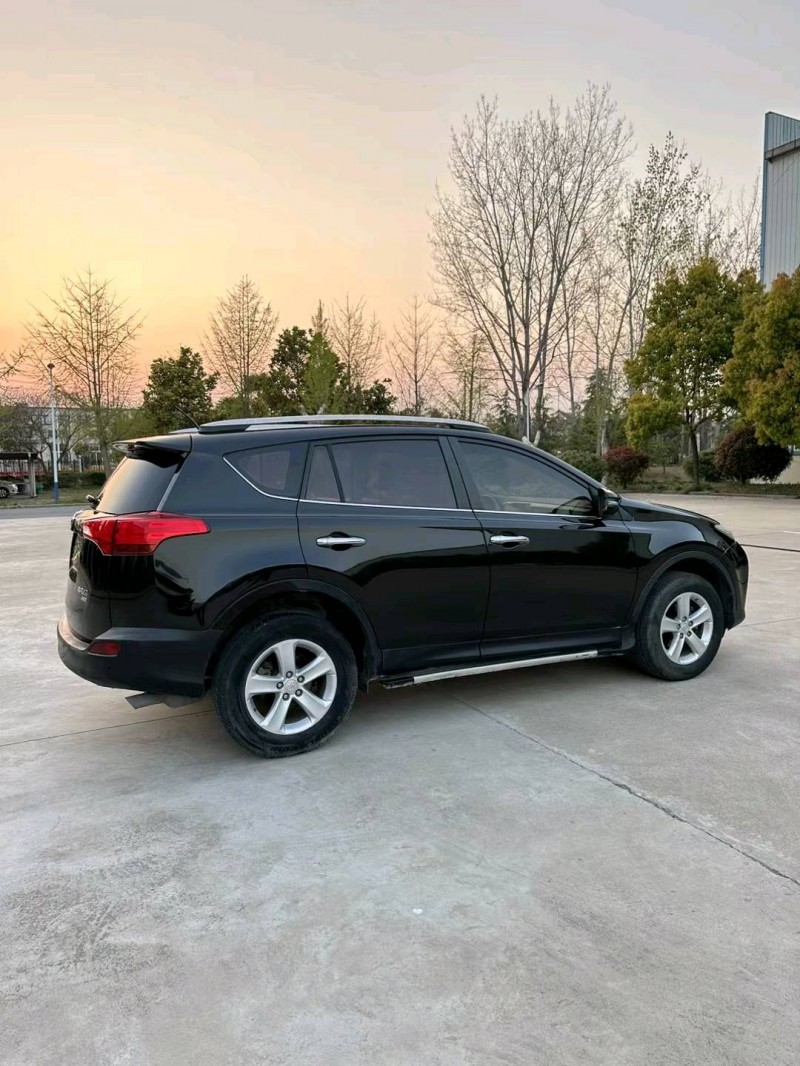 宿迁14年丰田RAV4荣放7