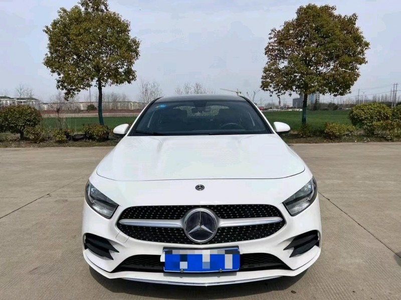 盐城19年奔驰A1