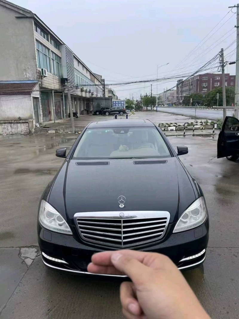 徐州13年奔驰S1