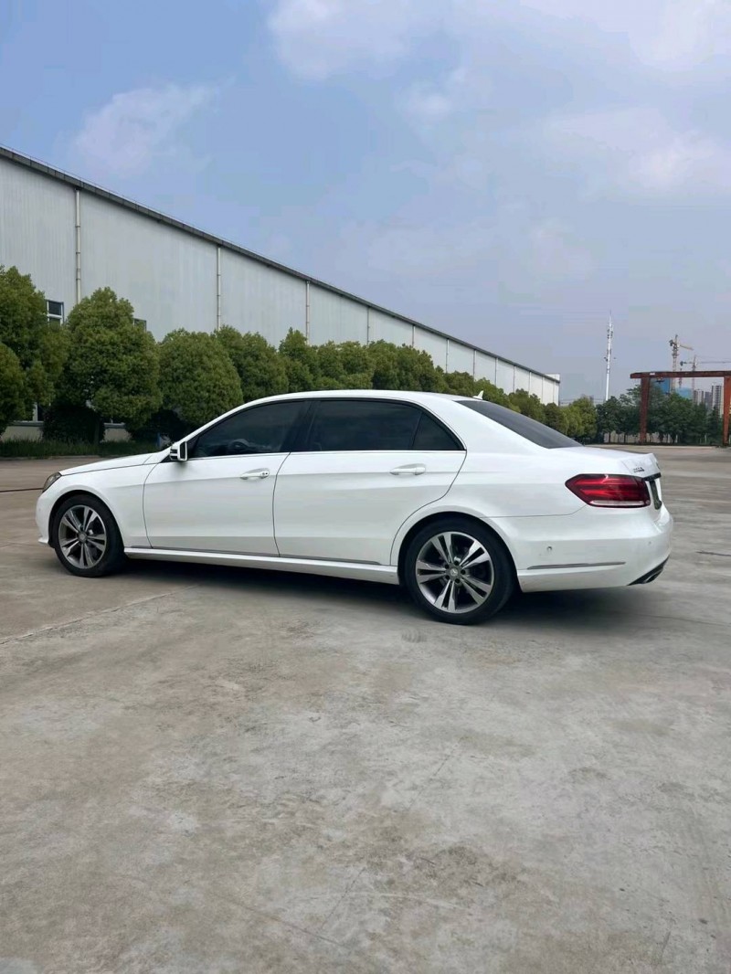 宿迁13年奔驰E8