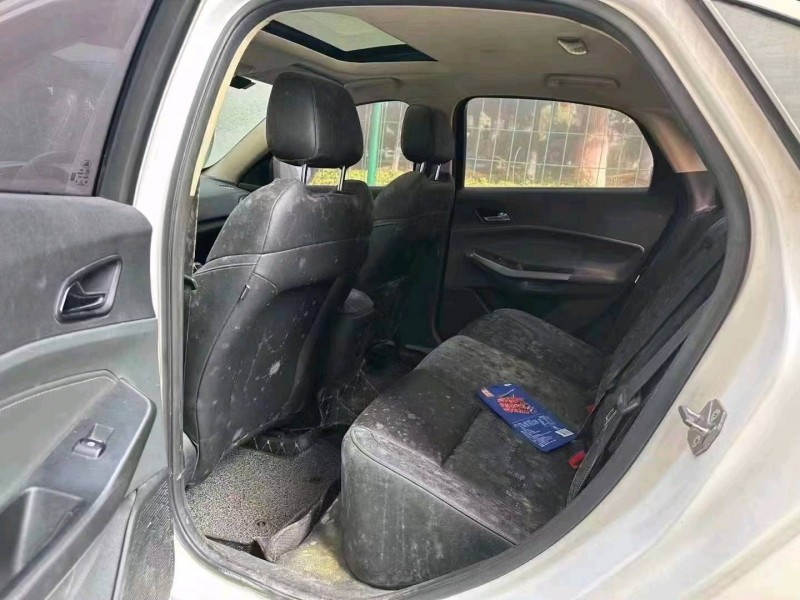 武汉17年福特福睿斯3