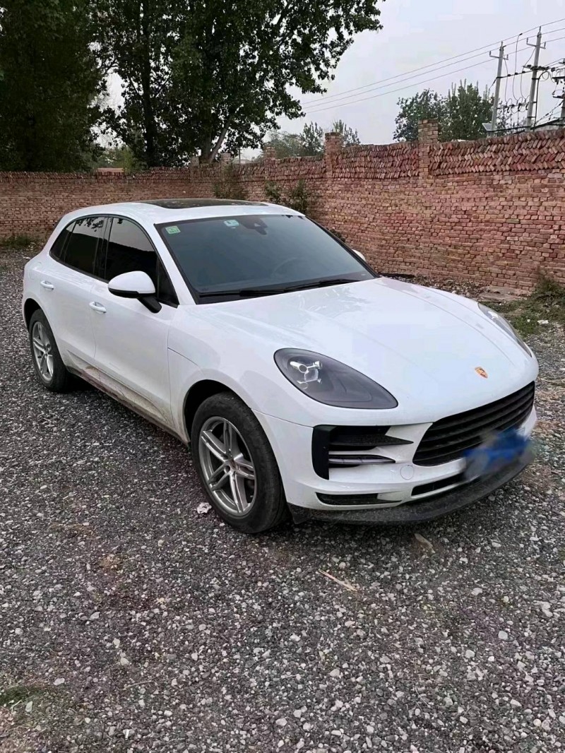 济南19年保时捷Macan2
