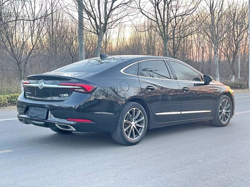 徐州20年别克君越7