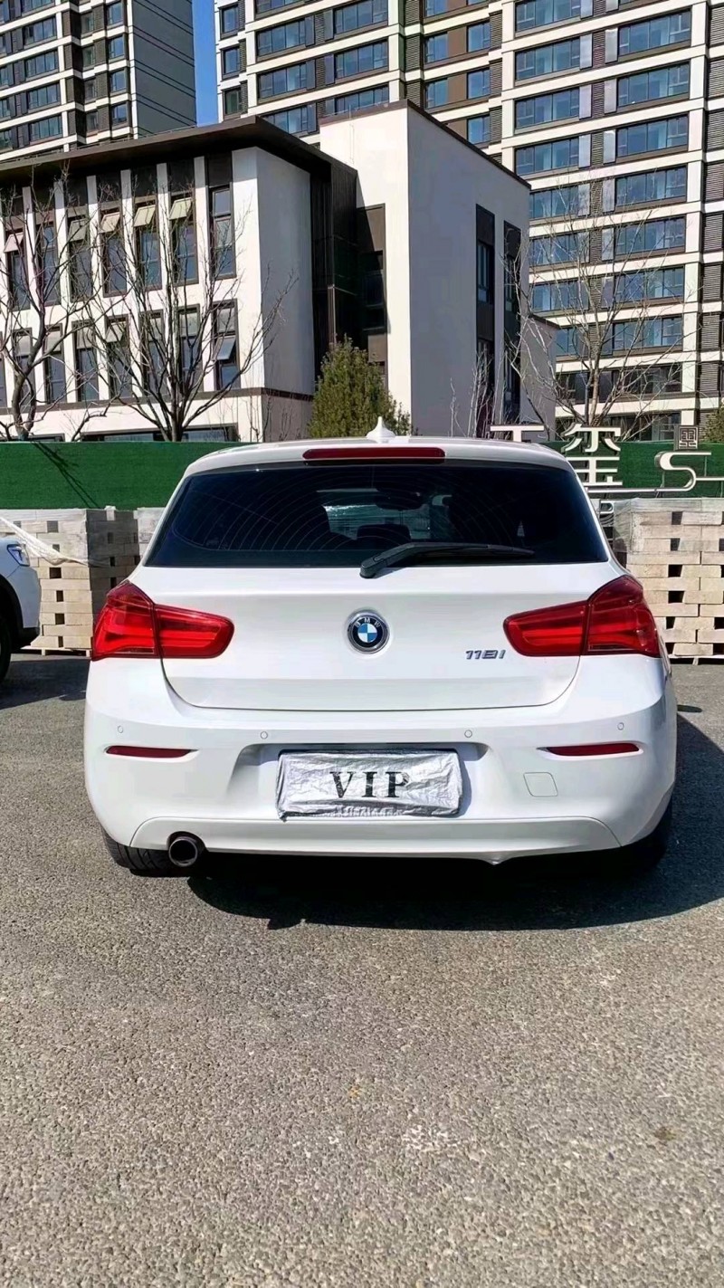 廊坊17年宝马1系9
