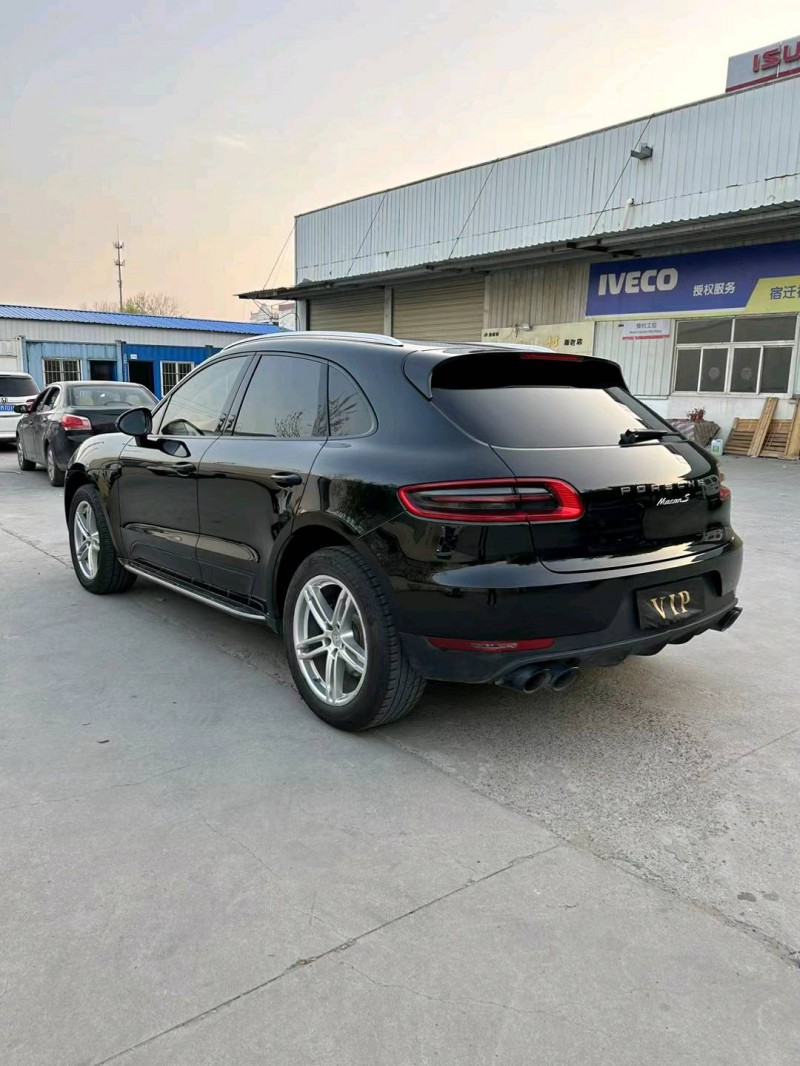 宿迁16年保时捷Macan7