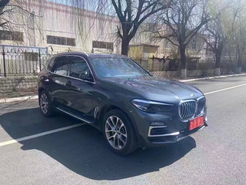 青岛20年宝马X53