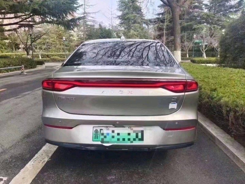 潍坊22年传祺埃安S5809