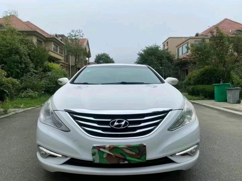 潍坊16年现代索纳塔八1