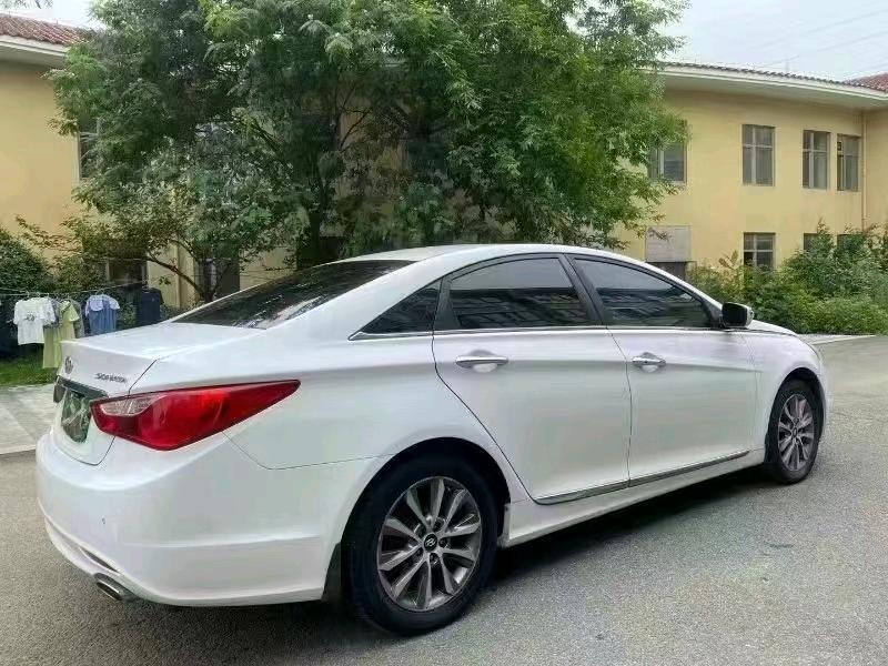 潍坊16年现代索纳塔八6