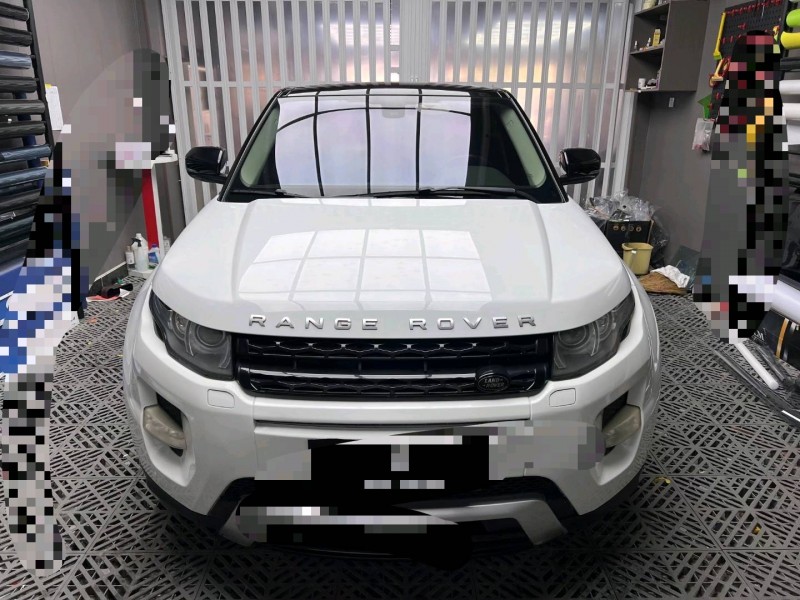 枣庄13年路虎极光1