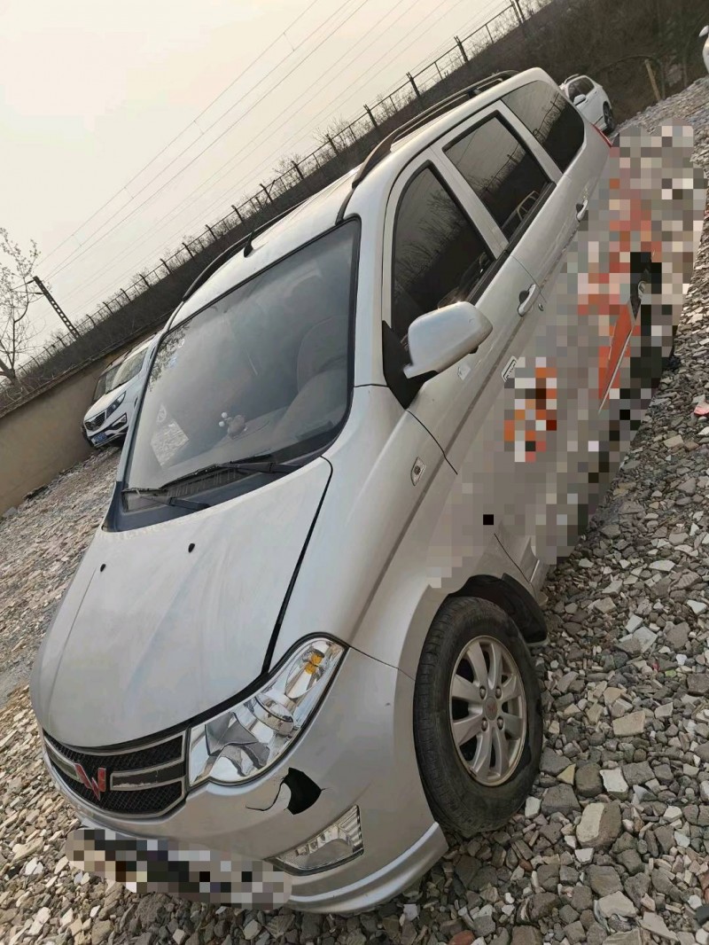 临沂19年五菱汽车宏光3