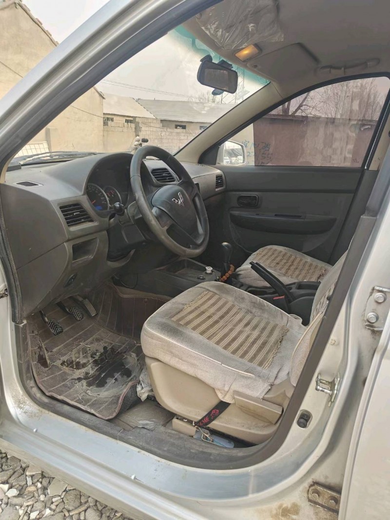 临沂19年五菱汽车宏光5