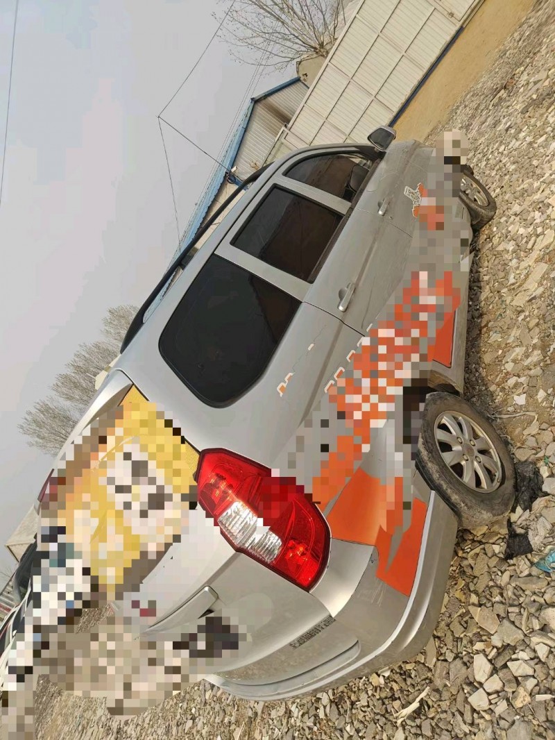 临沂19年五菱汽车宏光8