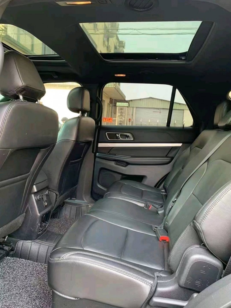 深圳17年福特探险者8