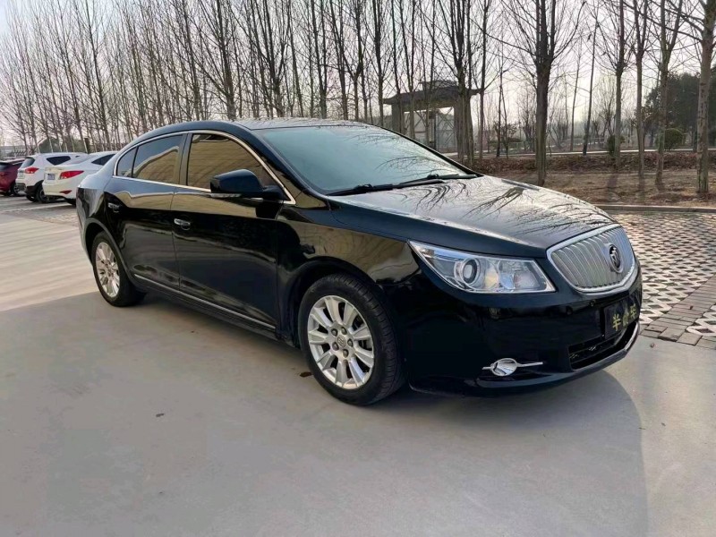 青岛13年别克君越3