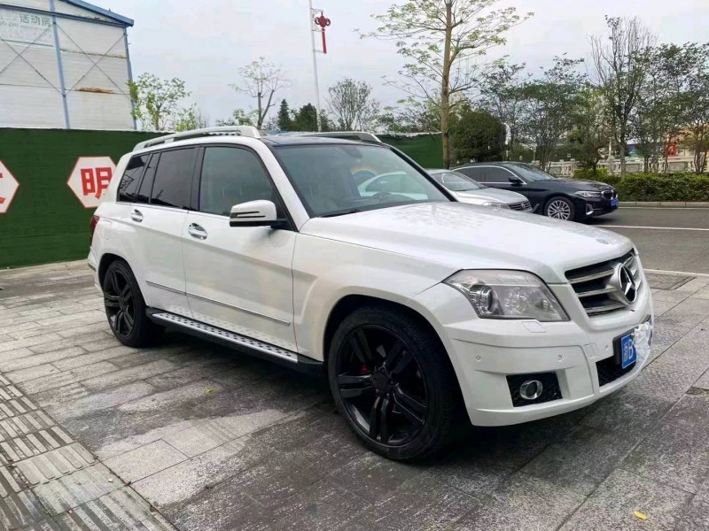 深圳09年奔驰GLK3