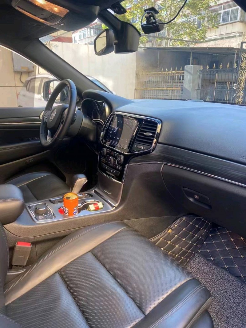 邯郸20年Jeep大切诺基5