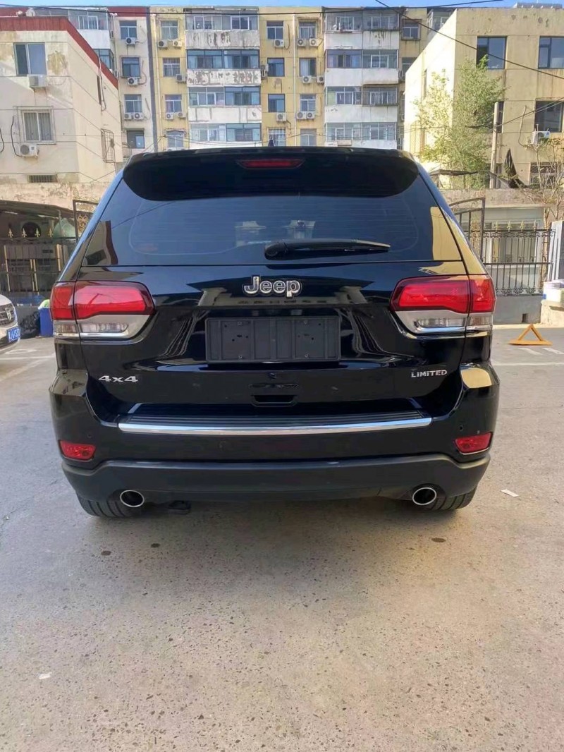 邯郸20年Jeep大切诺基8