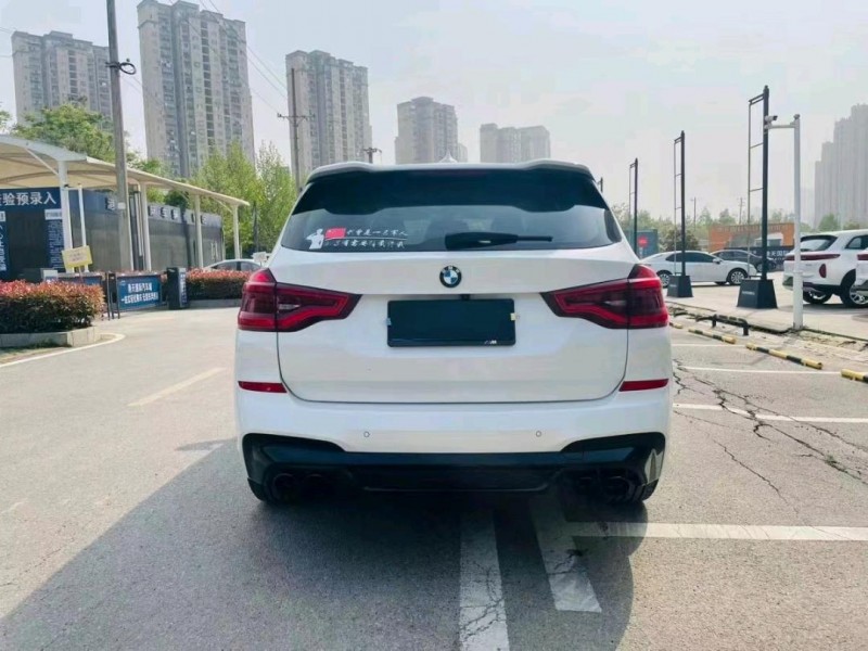 济南18年宝马X35