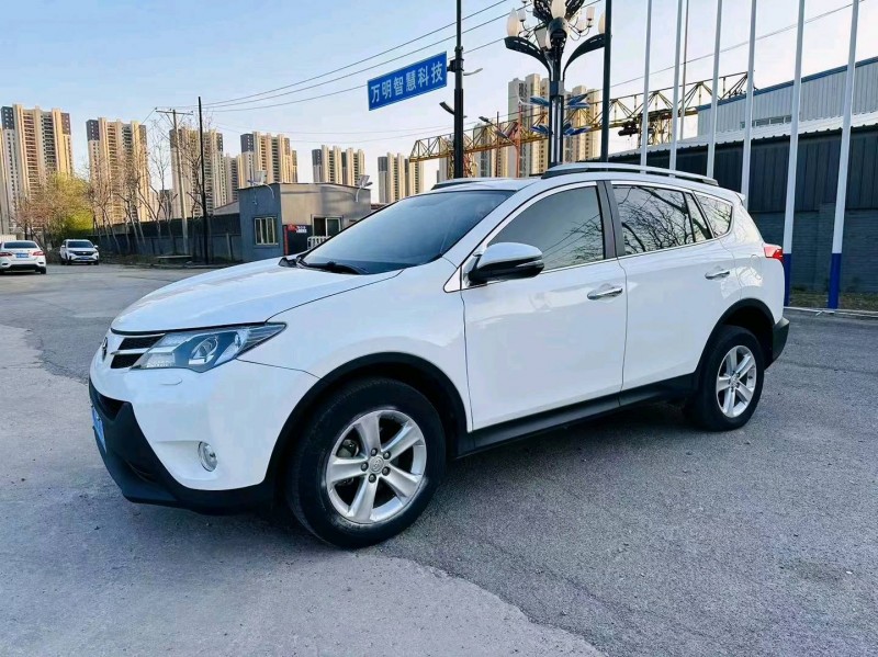 沈阳14年丰田RAV4荣放2