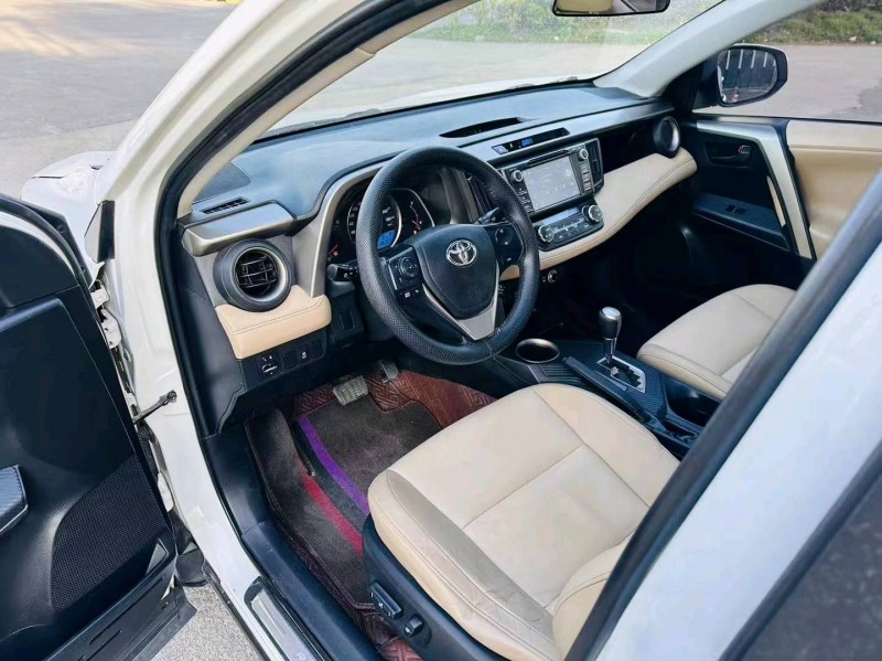 沈阳14年丰田RAV4荣放6