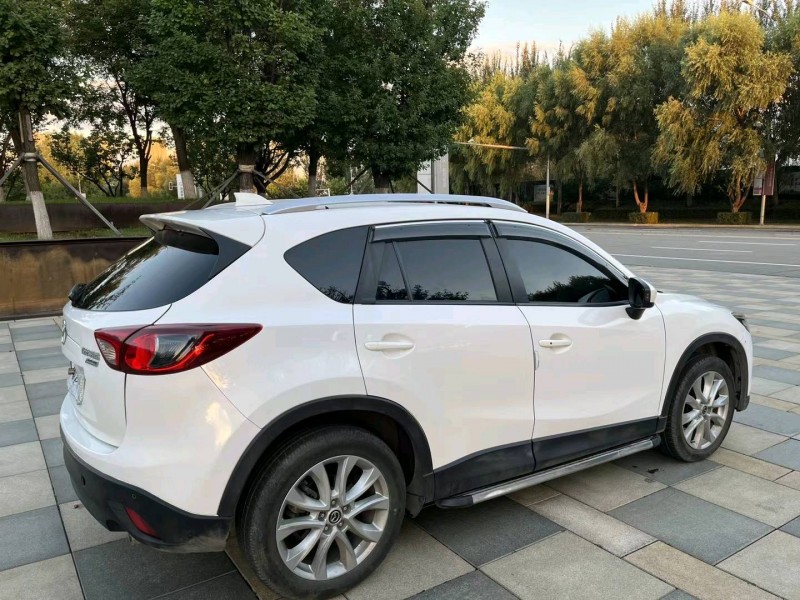 沈阳14年马自达CX-57