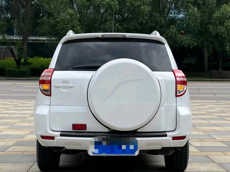 沈阳13年丰田RAV4荣放6