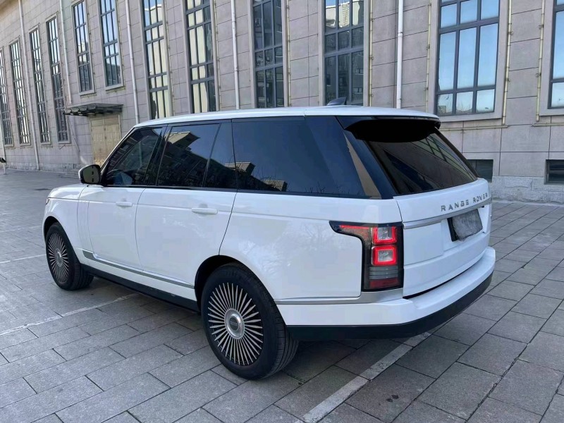 淄博17年路虎揽胜行政7