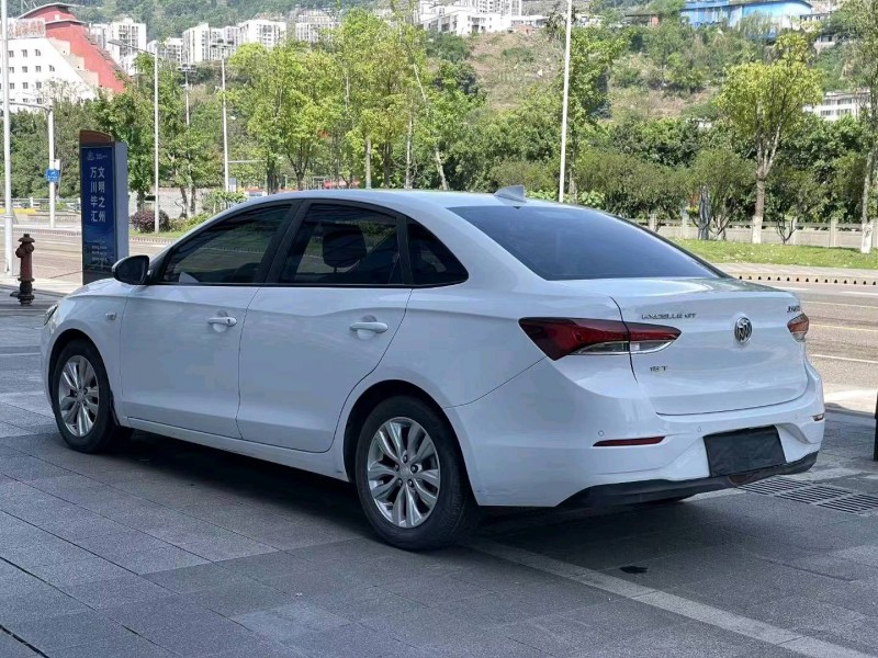 重庆19年别克英朗5