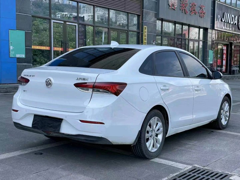 重庆19年别克英朗8