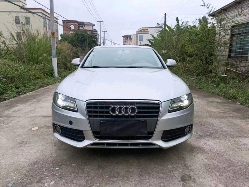 深圳11年奥迪A4L1