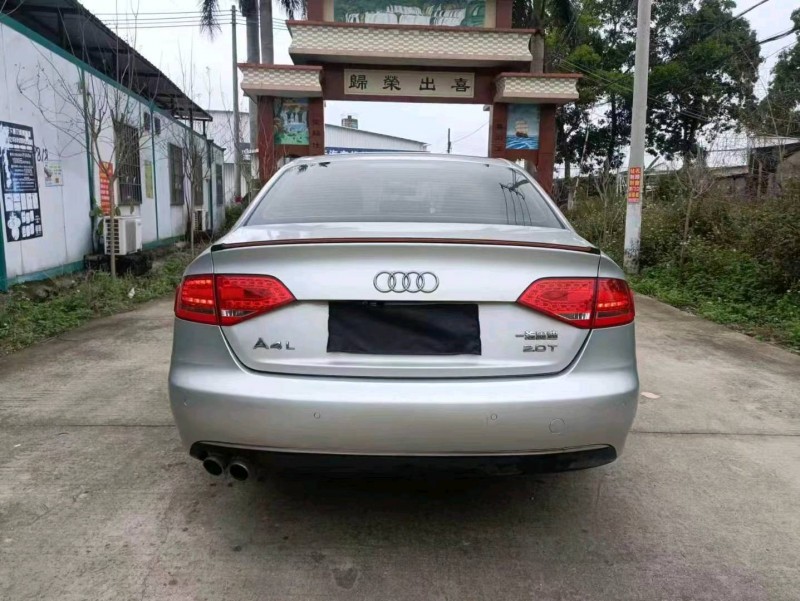 深圳11年奥迪A4L6