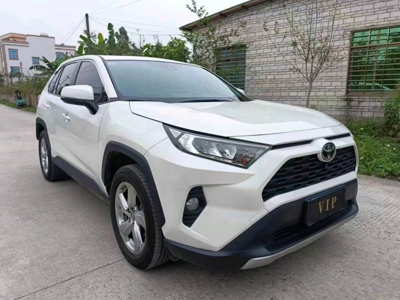 珠海21年丰田RAV43