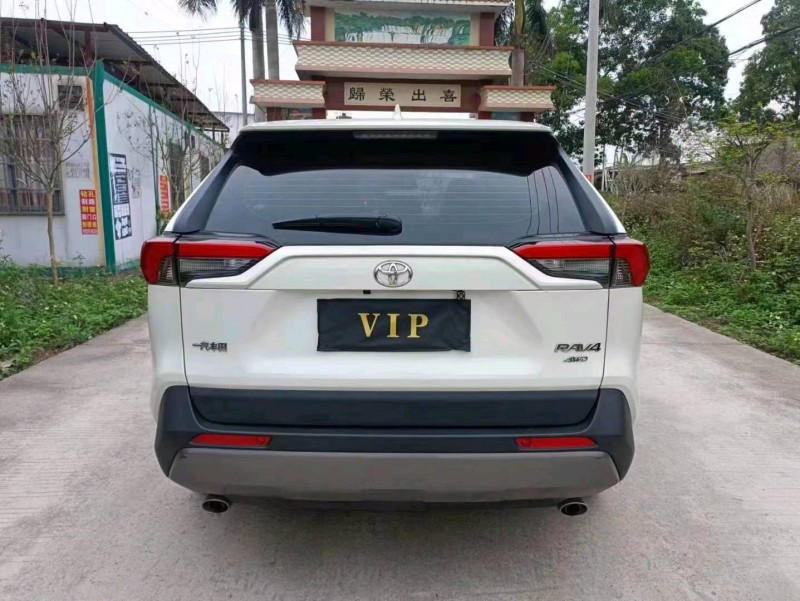 珠海21年丰田RAV46