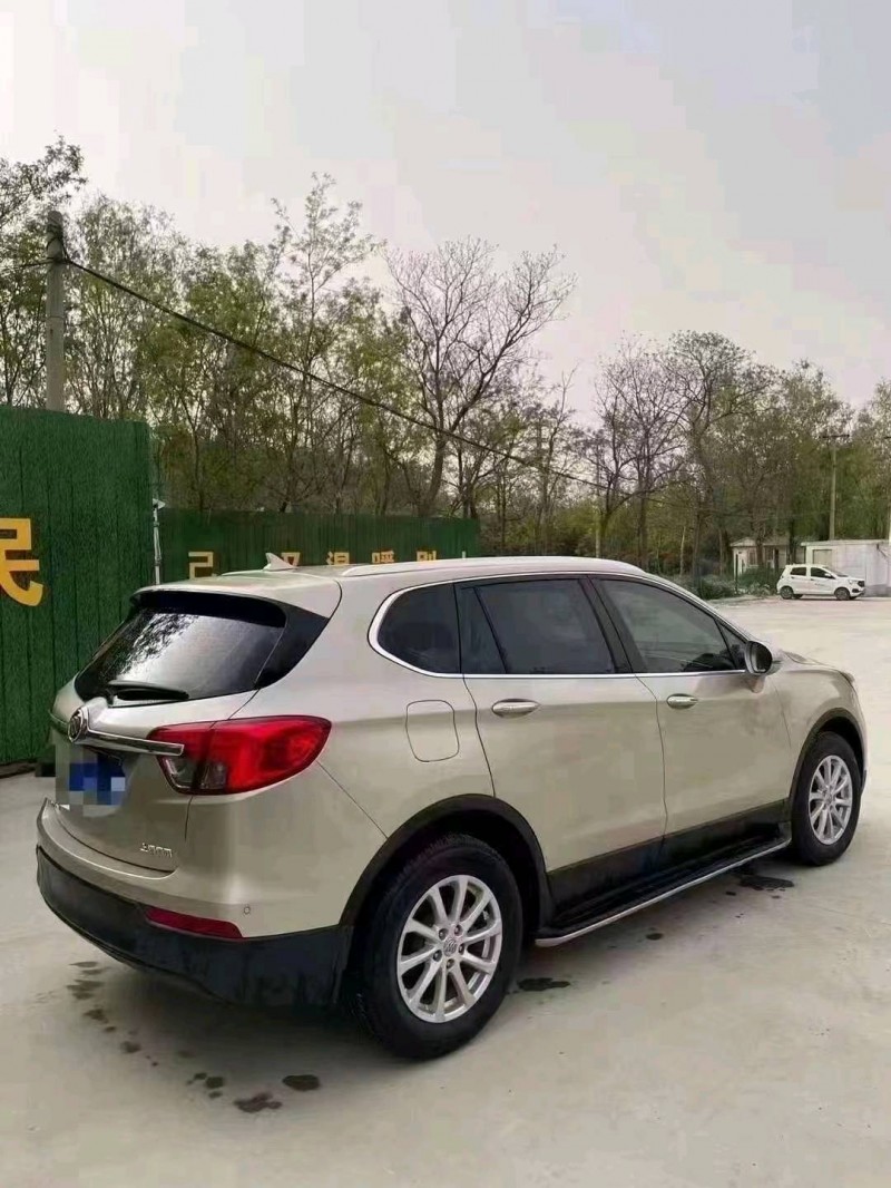 青岛16年别克昂科威7