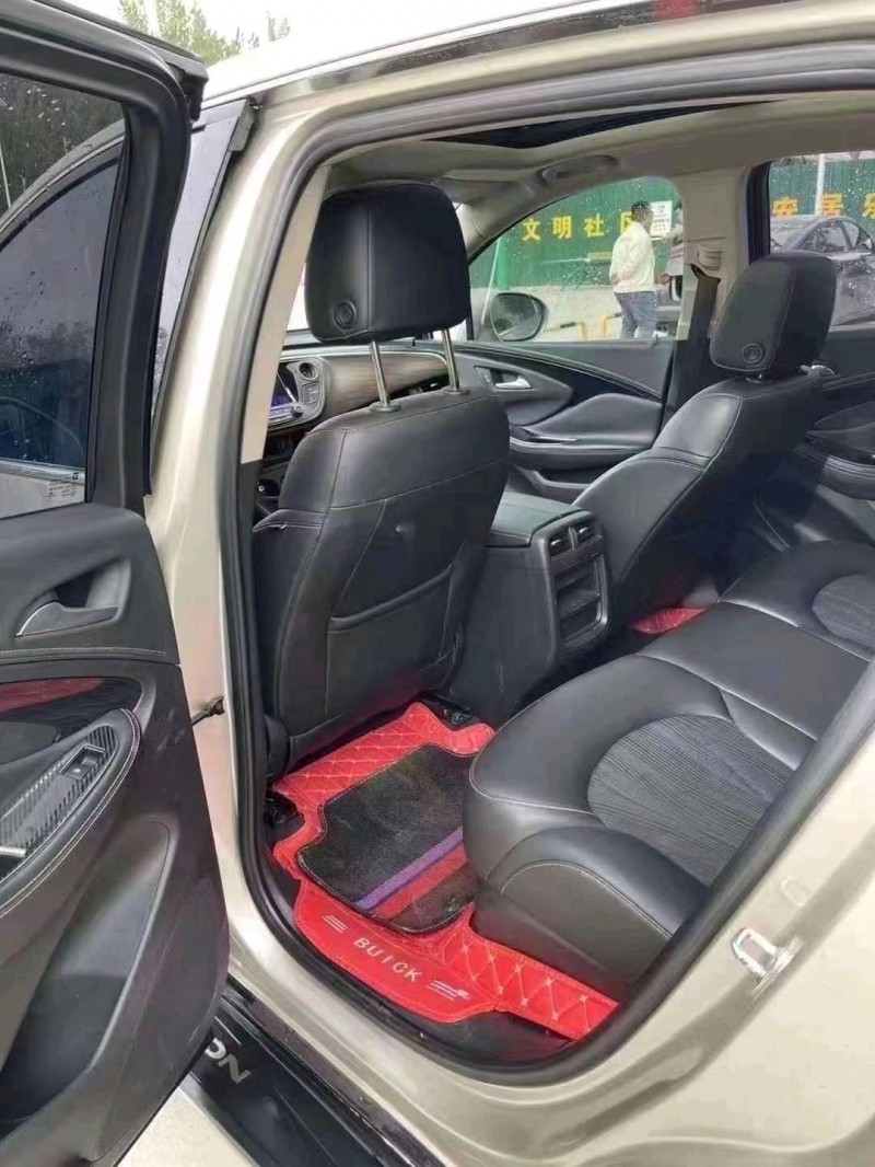 青岛16年别克昂科威8