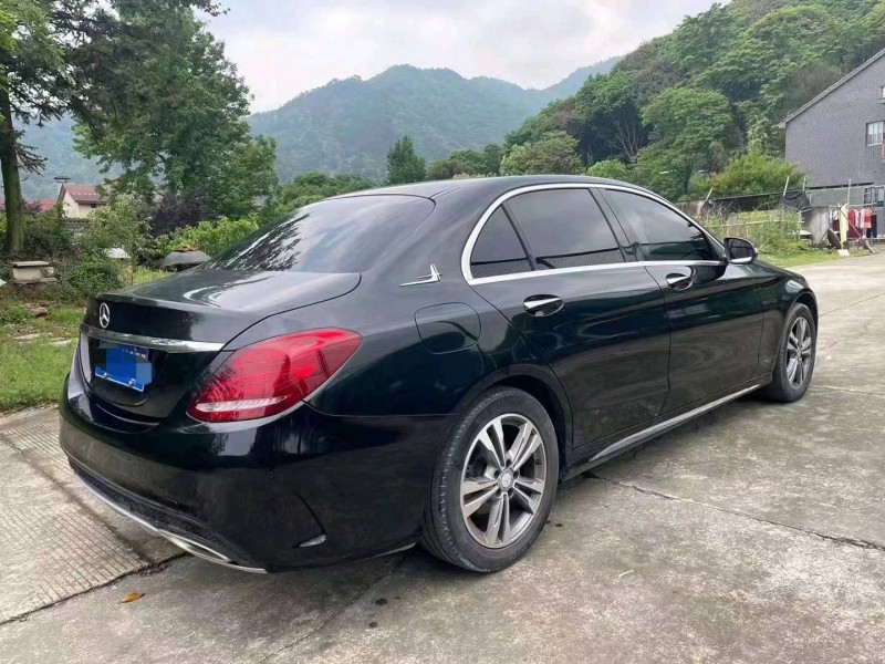 嘉兴17年奔驰C7