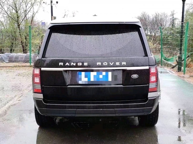 淄博14年路虎揽胜行政9