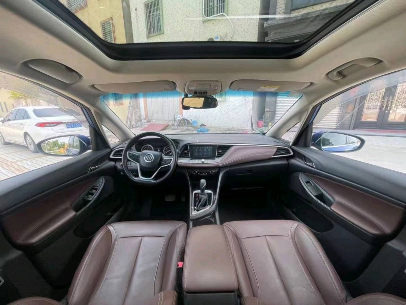 深圳18年别克GL64