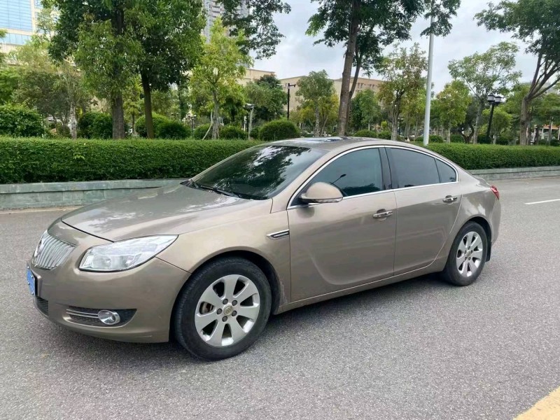 深圳11年别克君威5