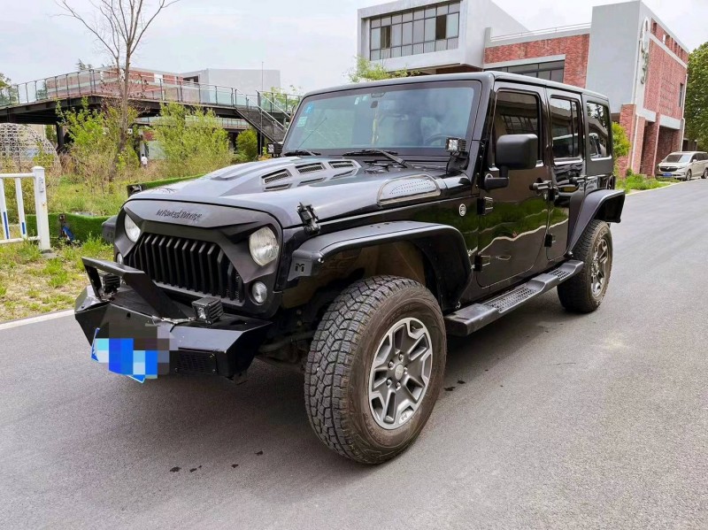 枣庄18年Jeep牧马人3