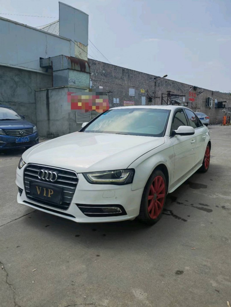 中山15年奥迪A4L2