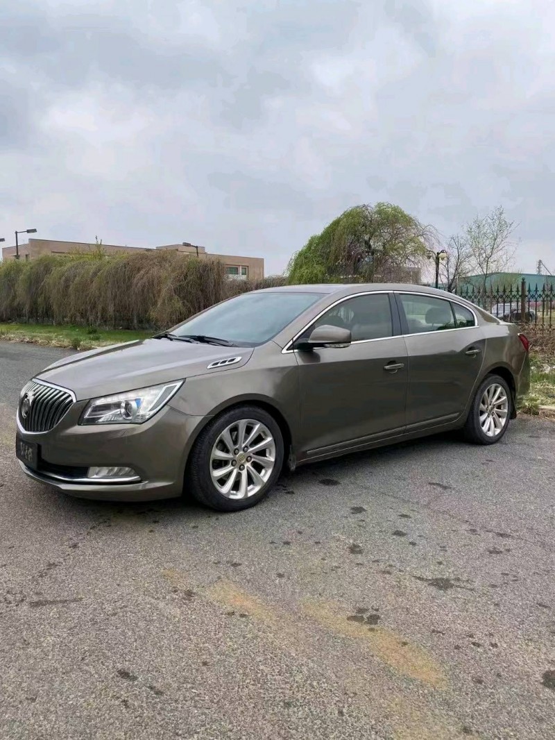 沈阳13年别克君越3