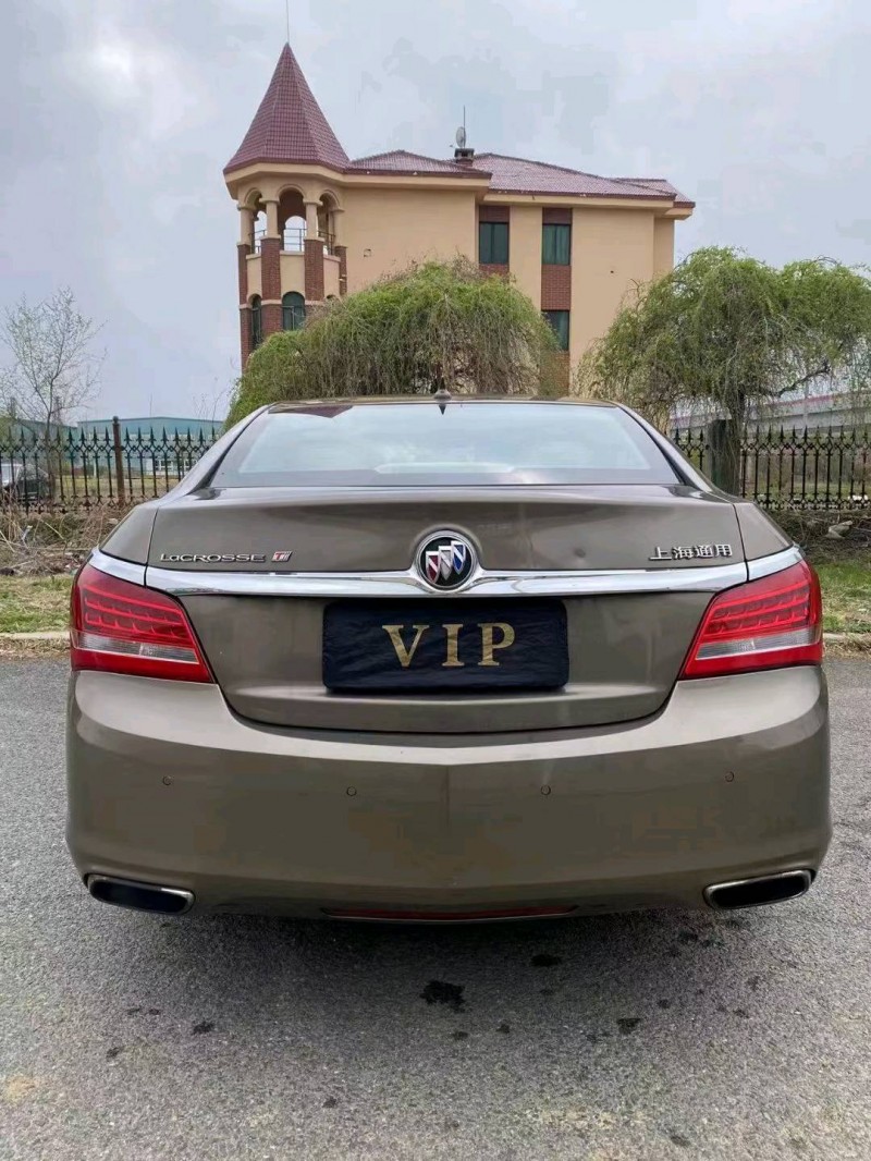 沈阳13年别克君越9